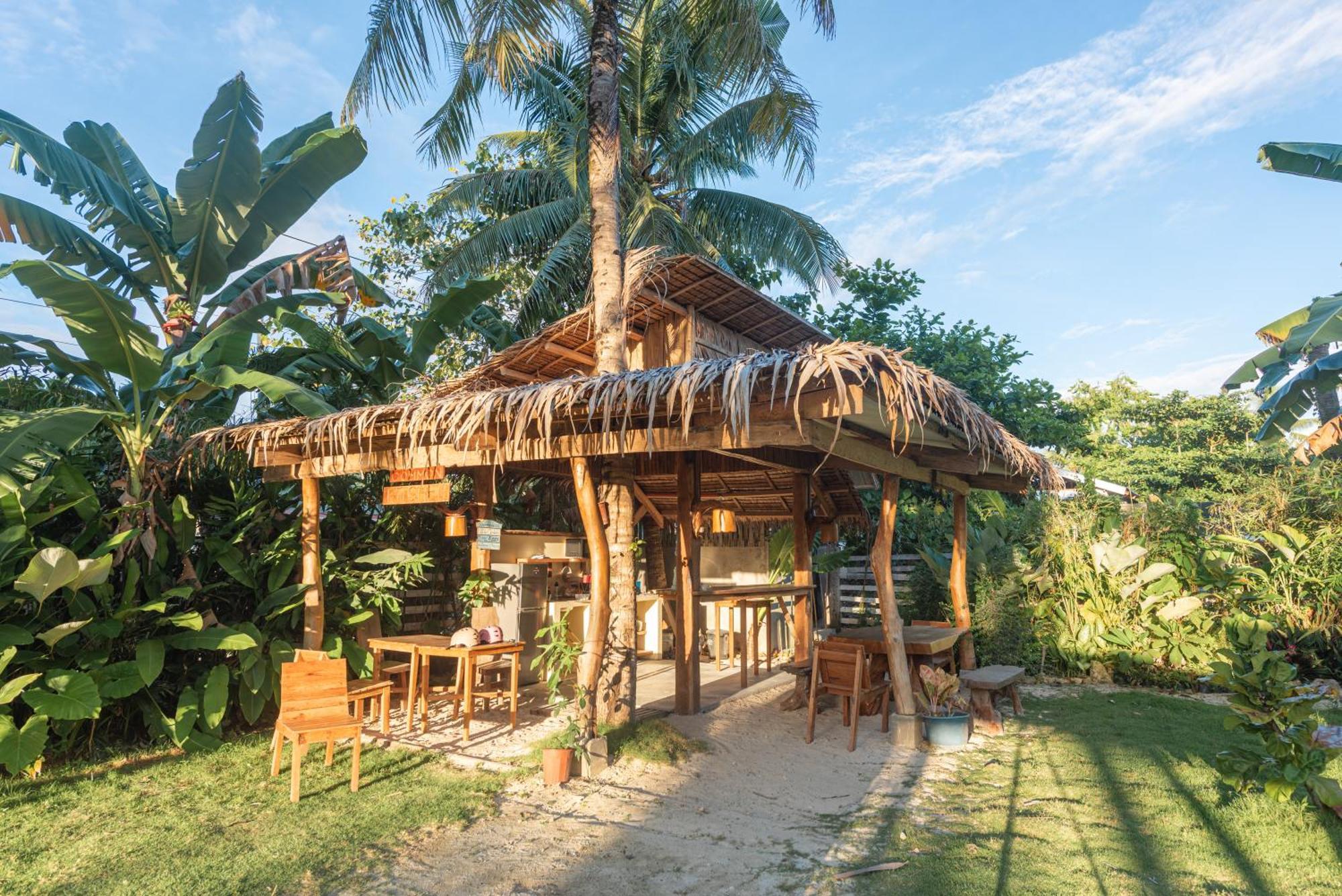 Camanolo Homestay ゼネラル・ルナ エクステリア 写真